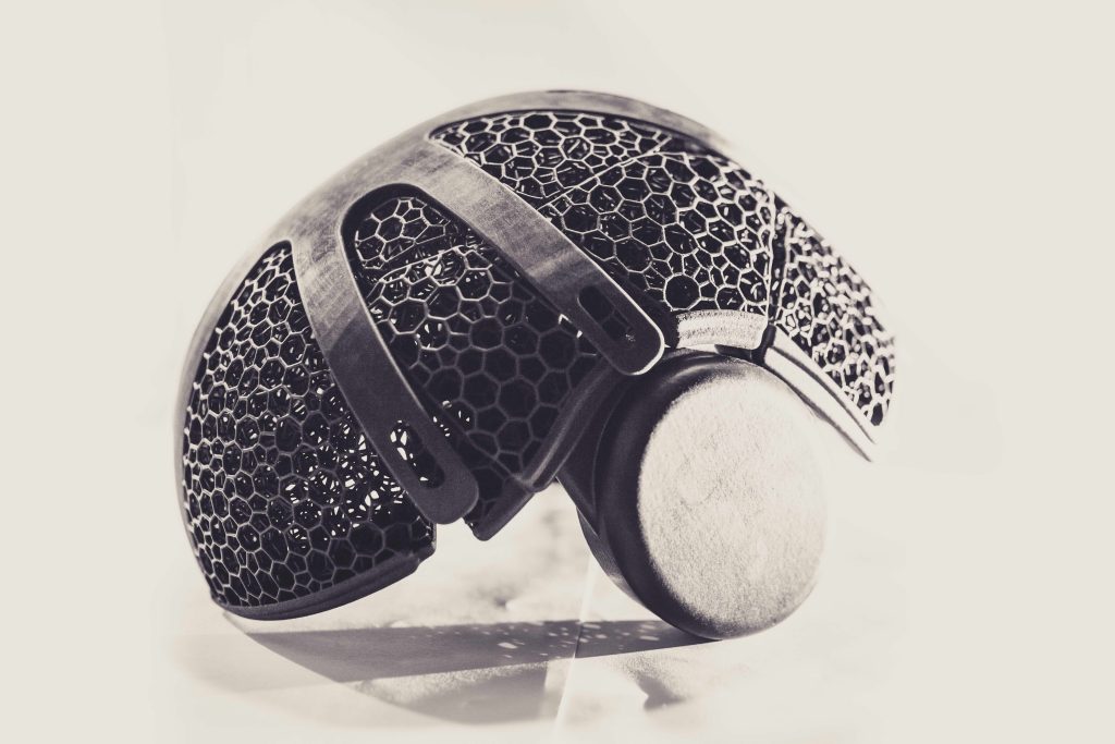 Custom 3D-Printed Padding Delivers Better Safety In EOD Helmets ...